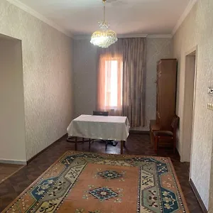 https://dom-v-batumi-dlia-otdykha.batumihotels.net